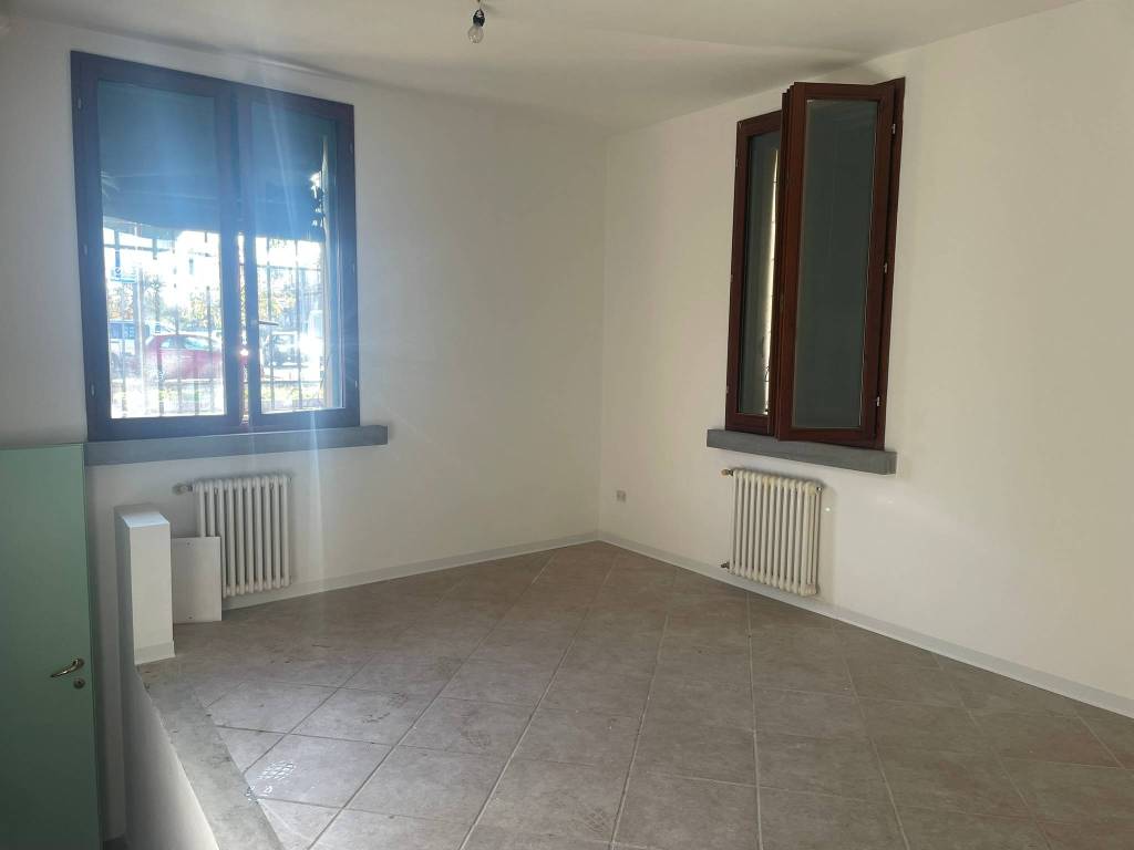 Immobile a Castel bolognese in Via Emilia Levante, 34 - Foto 2