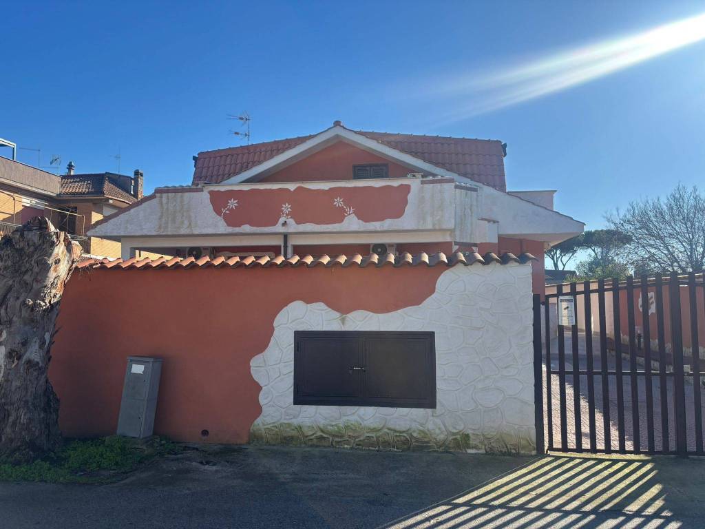 Villa a Ardea in Viale Corona Australe - Foto 2