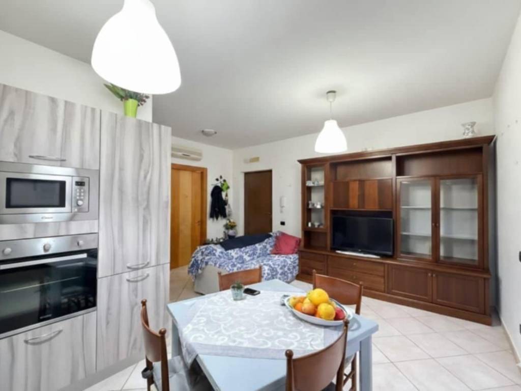Appartamento a Cava de' tirreni in Via Eduardo De Filippis - Foto 3