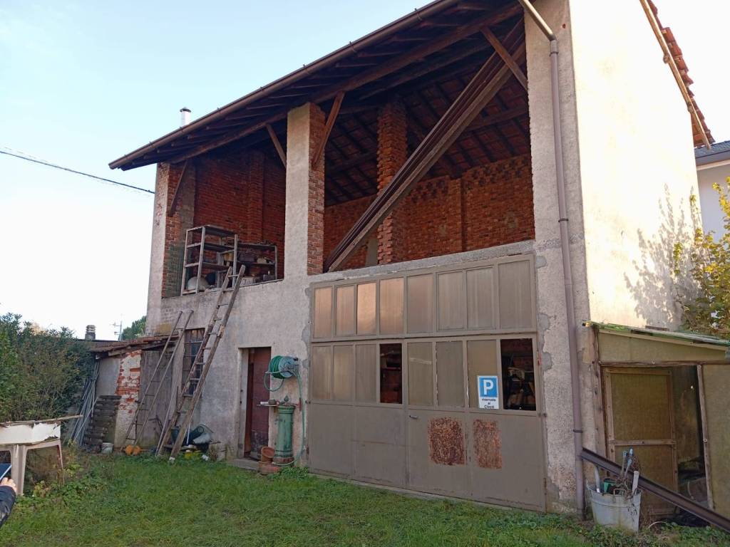 Rustico / casale a Vanzaghello in Via Ippolito Nievo, 2 - Foto 3