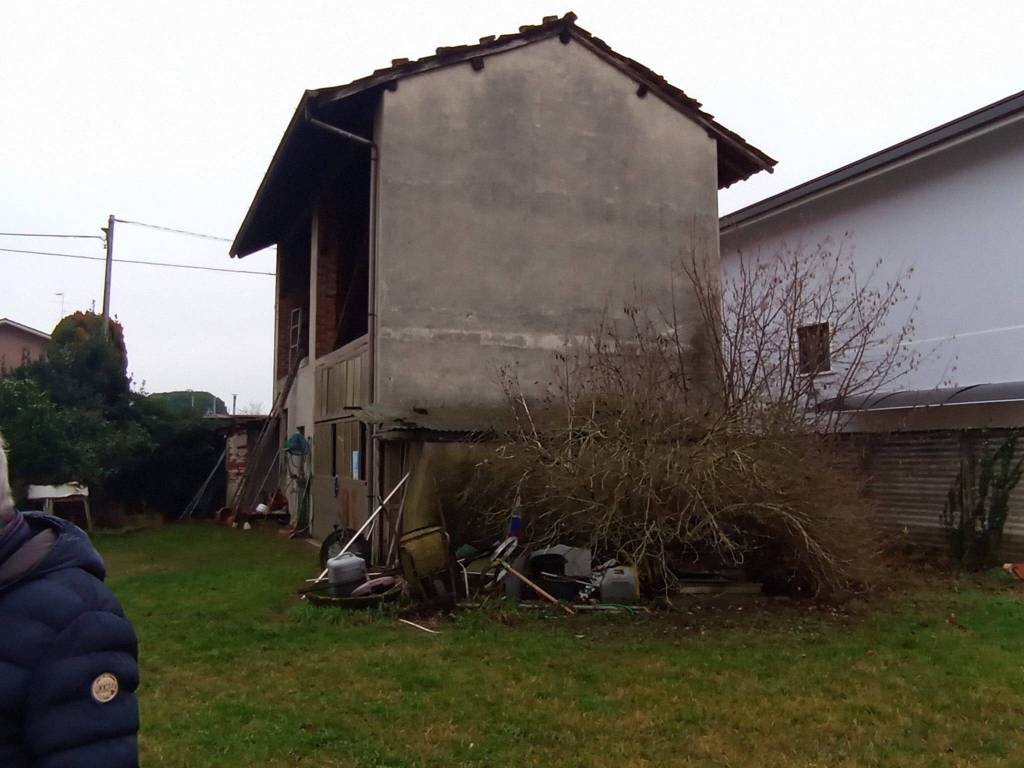 Rustico / casale a Vanzaghello in Via Ippolito Nievo, 2 - Foto 4