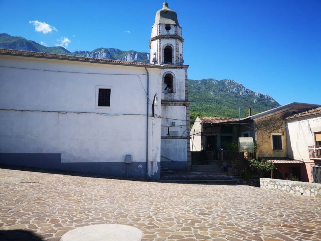 Appartamento a Sicignano degli alburni in Sicignano(Sa) Piazza S.Giovanni - Foto 2