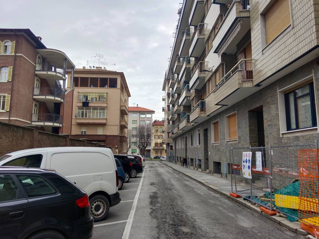Box / garage a Cuneo in Via Lorenzo Bertano, 3 - Foto 4