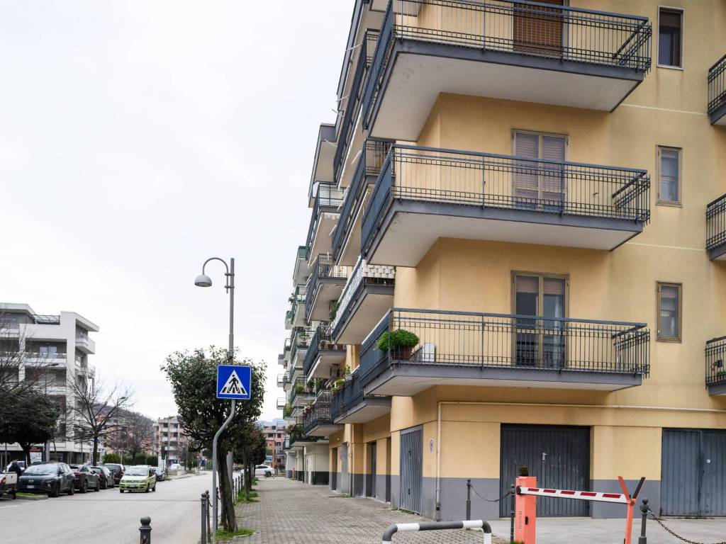 Appartamento a Baronissi in Via Giovanni Falcone - Foto 2