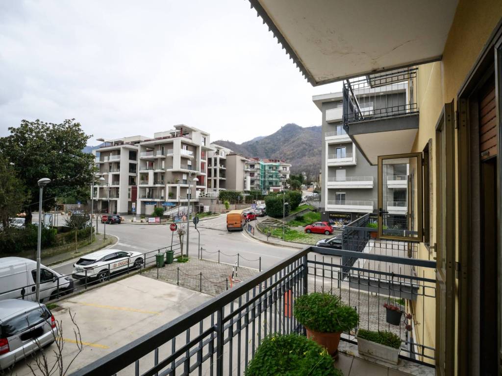 Appartamento a Baronissi in Via Giovanni Falcone - Foto 4