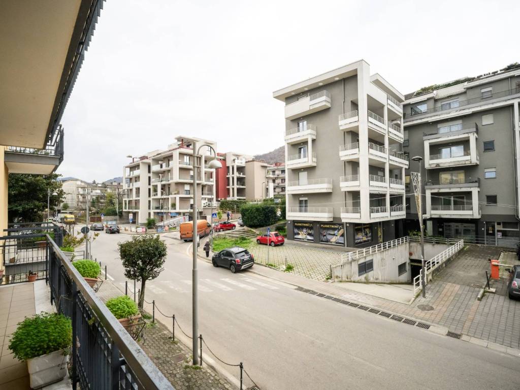 Appartamento a Baronissi in Via Giovanni Falcone - Foto 5