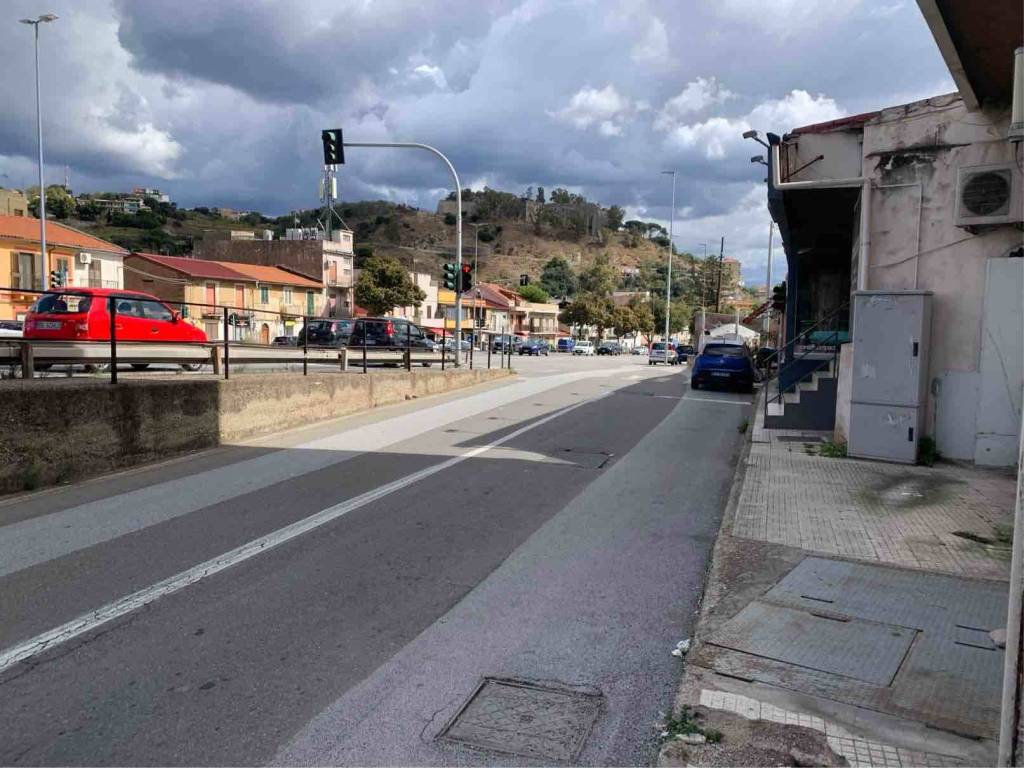 Appartamento a Messina in Via Chiesa Vecchia - Foto 3