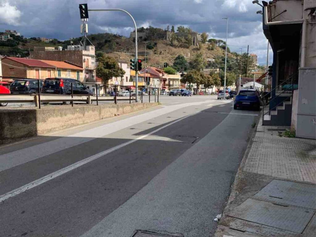 Appartamento a Messina in Via Chiesa Vecchia - Foto 4
