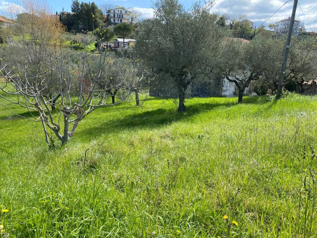Terreno a Lanciano in Contrada Marcianese - Foto 3