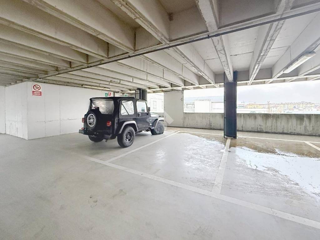Box / garage a Livorno in Via delle Cateratte, 84 - Foto 3