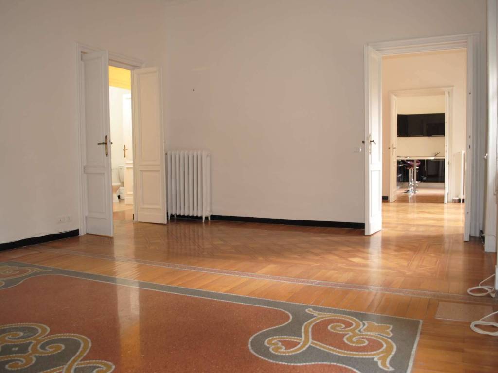 Appartamento a Genova in piazza Corvetto - Foto 3