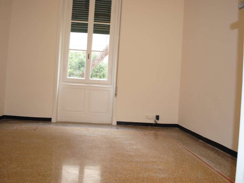 Appartamento a Genova in piazza Corvetto - Foto 4