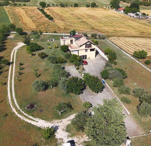 Villa a Altamura in Via Parisi - Foto 3