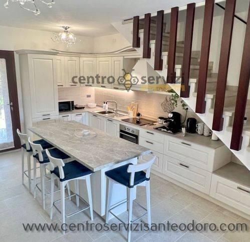 Casa indipendente a San teodoro in Via Del Mare - Foto 5