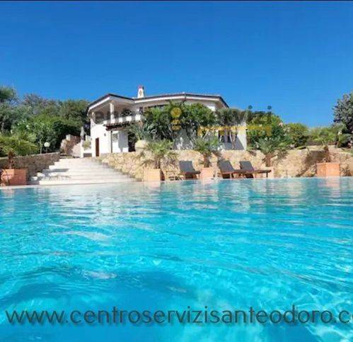 Villa a San teodoro in Via Smeraldo - Foto 2