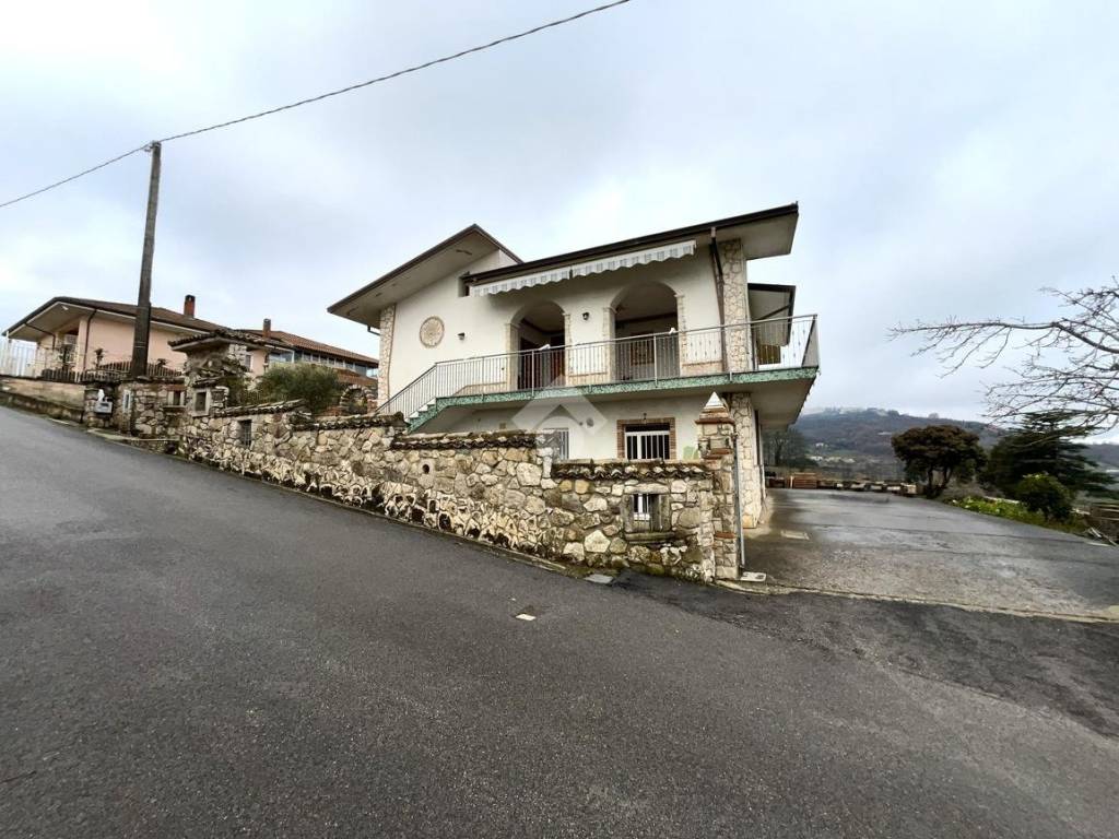 Villa a Montefusco in Via Sant'Egidio, 57 - Foto 2
