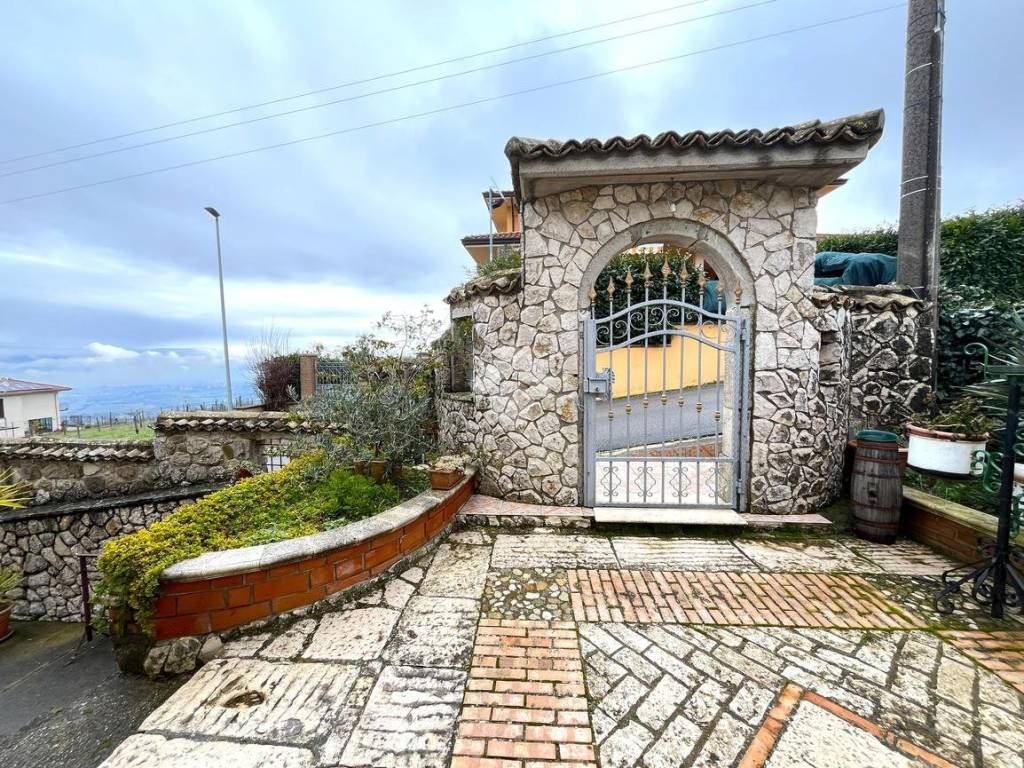 Villa a Montefusco in Via Sant'Egidio, 57 - Foto 3