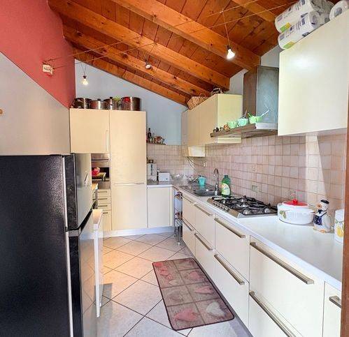 Villa a Oggebbio in Strada Antonio Manzi 92 - Foto 5