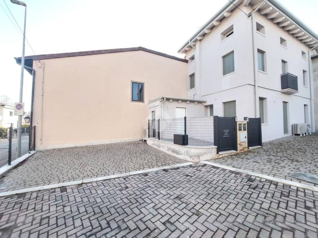 Appartamento a Sandrigo in Via are, 32 - Foto 2