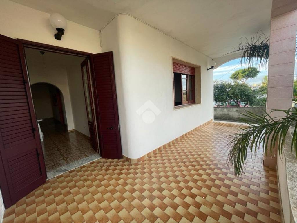 Casa indipendente a Taviano in Via Ortona - Foto 4