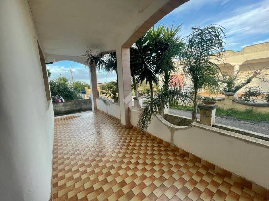 Casa indipendente a Taviano in Via Ortona - Foto 5