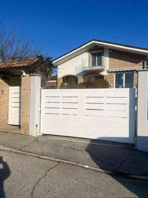 Villa a Rivalta di torino in Via Ignazio Silone , 61 - Foto 2