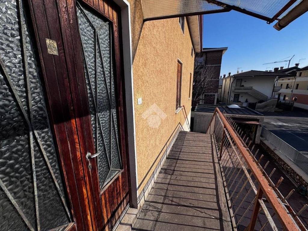 Villa a Schio in Via A. Rossi, 14 - Foto 4