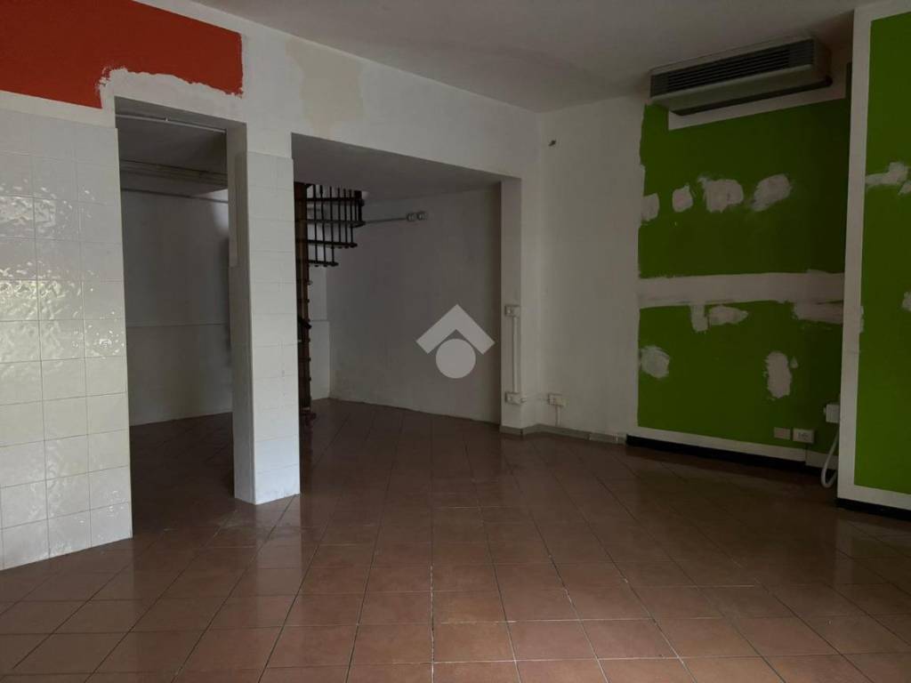 Appartamento a Corteolona e genzone in Piazza verdi - Foto 4