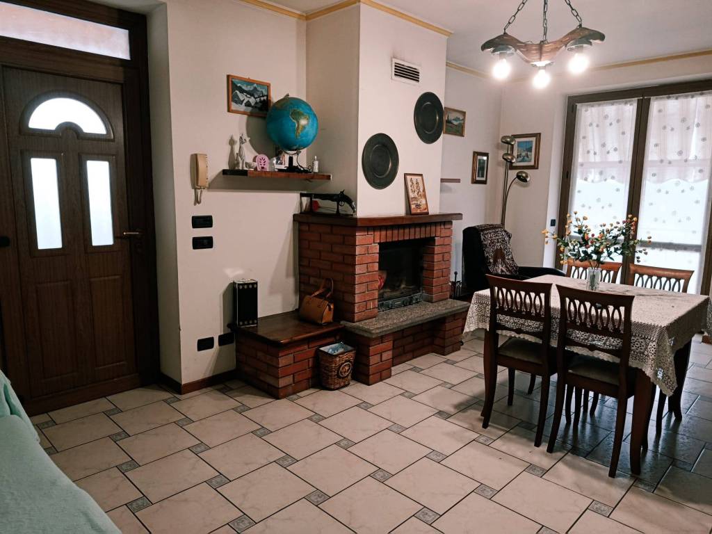 Villa a Borgo ticino in Via Giordano Bruno - Foto 2