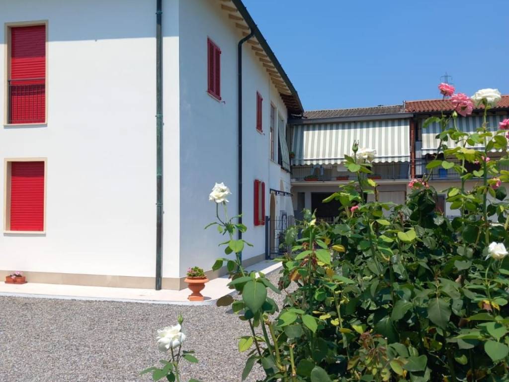 Villa a Carobbio degli angeli in Via Divisione Tridentina - Foto 2