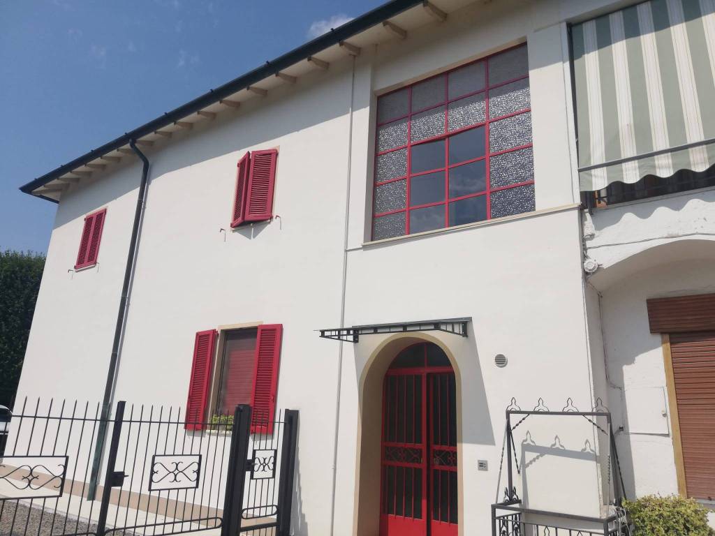 Villa a Carobbio degli angeli in Via Divisione Tridentina - Foto 4
