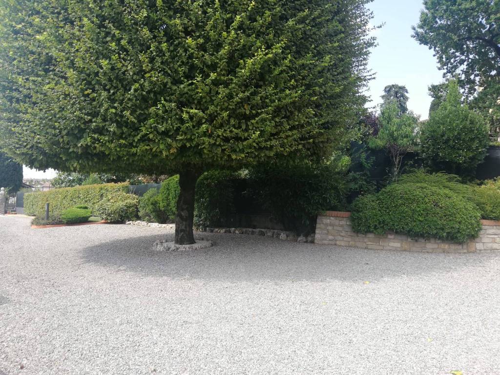 Villa a Carobbio degli angeli in Via Divisione Tridentina - Foto 5