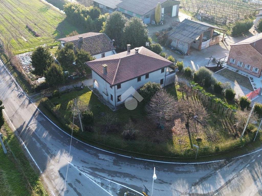 Villa a Loreggia in Via Tolomei, 49 - Foto 2