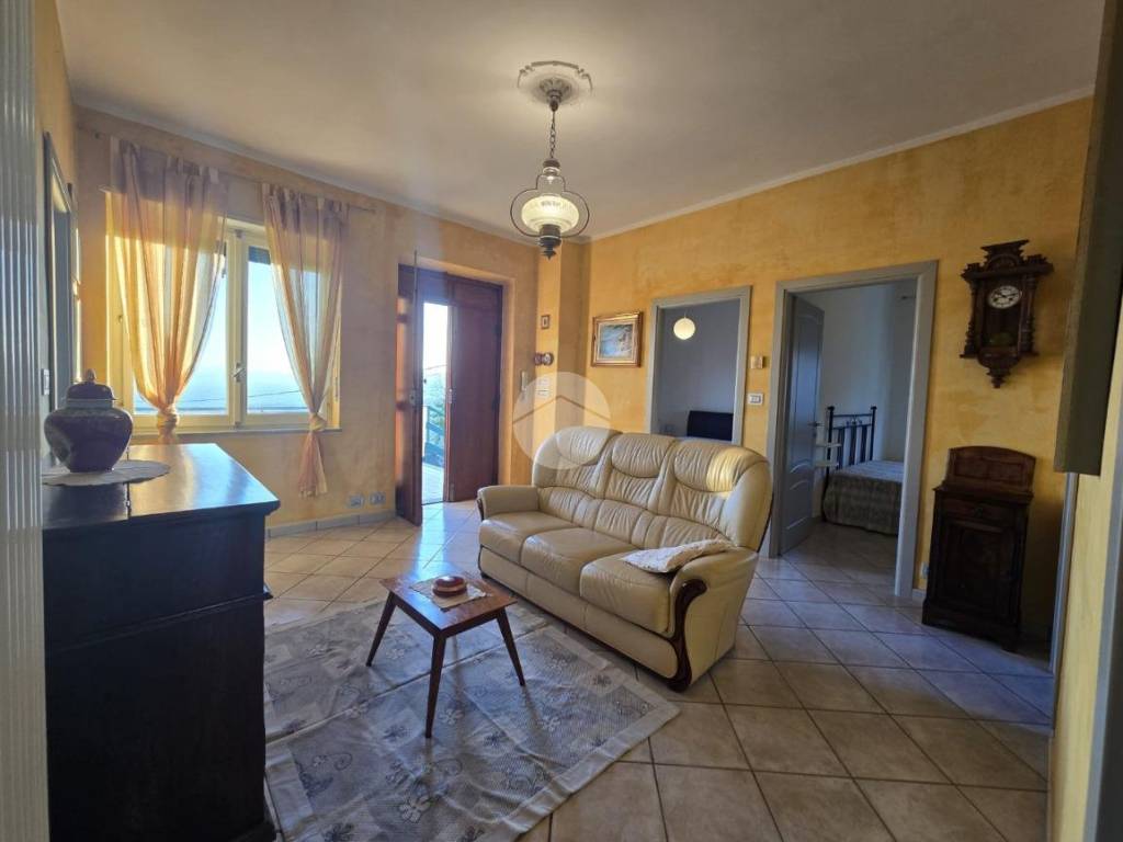 Villa a Govone in Via san pietro, 81 - Foto 3