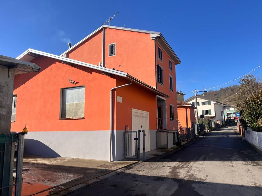 Villa a Medesano in Via Piave - Foto 3