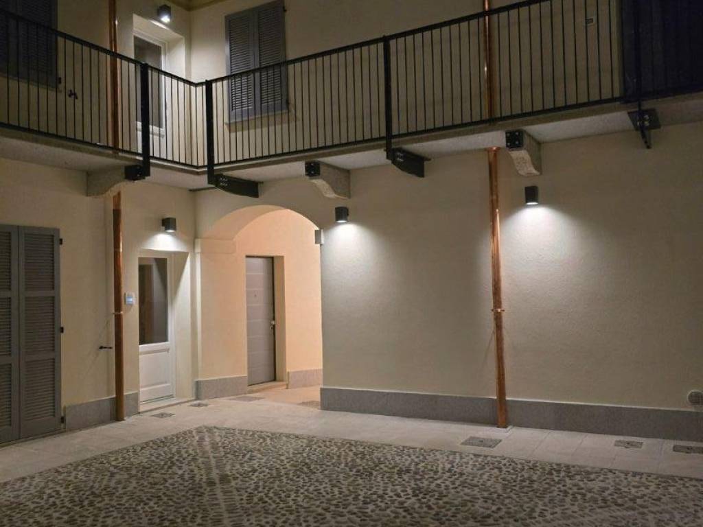 Appartamento a Pavia in Via Pietro Azzario - Foto 2