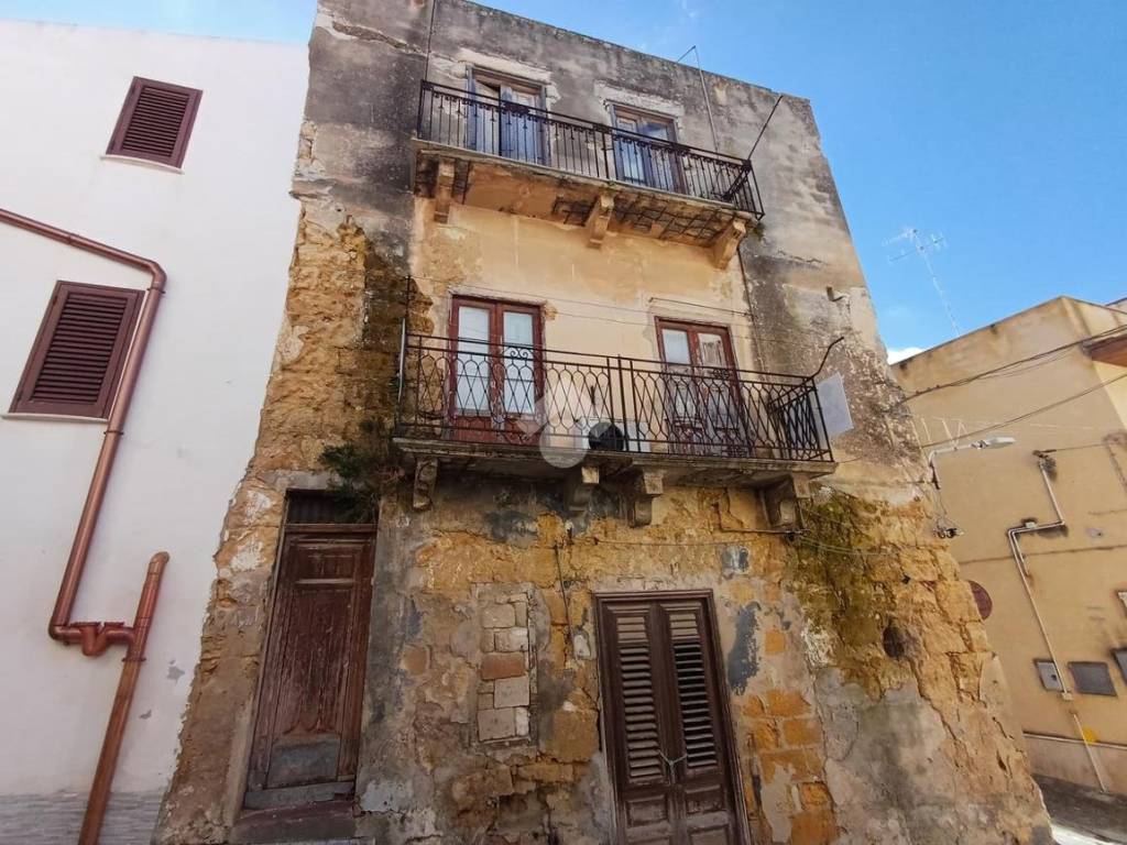 Casa indipendente a Castellammare del golfo in Via Aragona, 4 - Foto 2