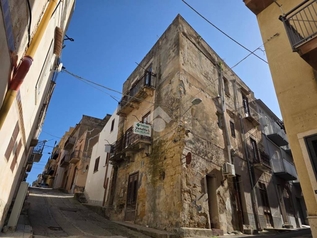 Casa indipendente a Castellammare del golfo in Via Aragona, 4 - Foto 4