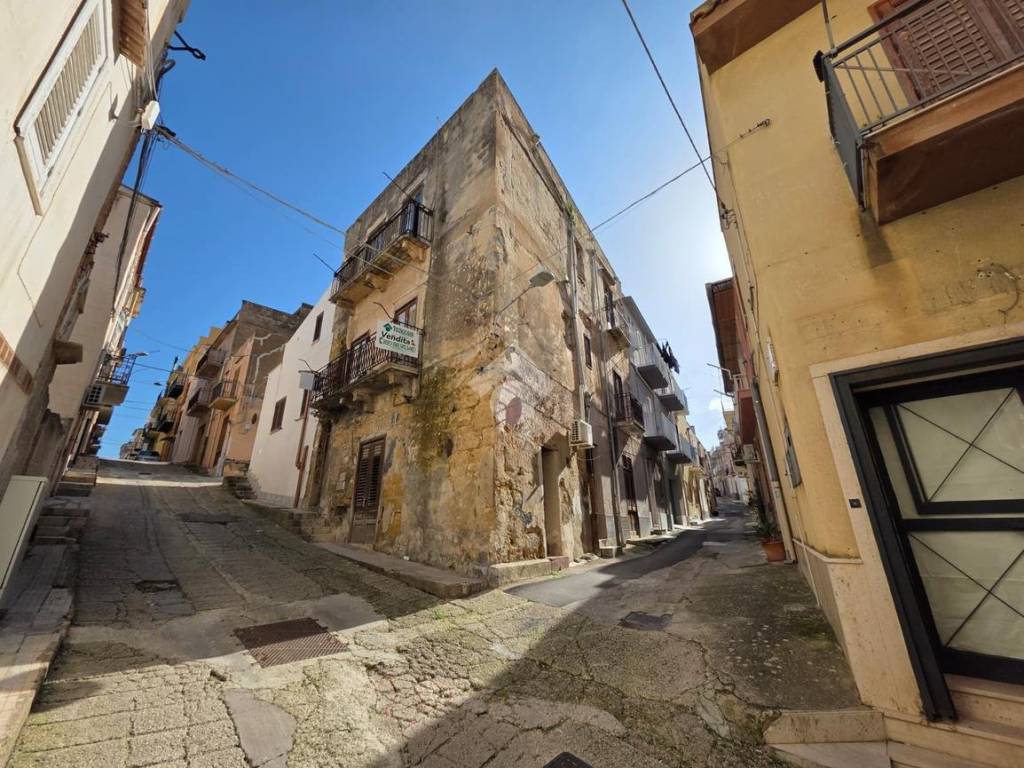 Casa indipendente a Castellammare del golfo in Via Aragona, 4 - Foto 5
