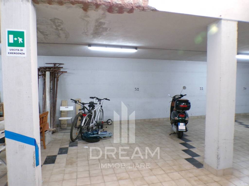 Box / garage a Cagliari in Via Castelfidardo - Foto 3