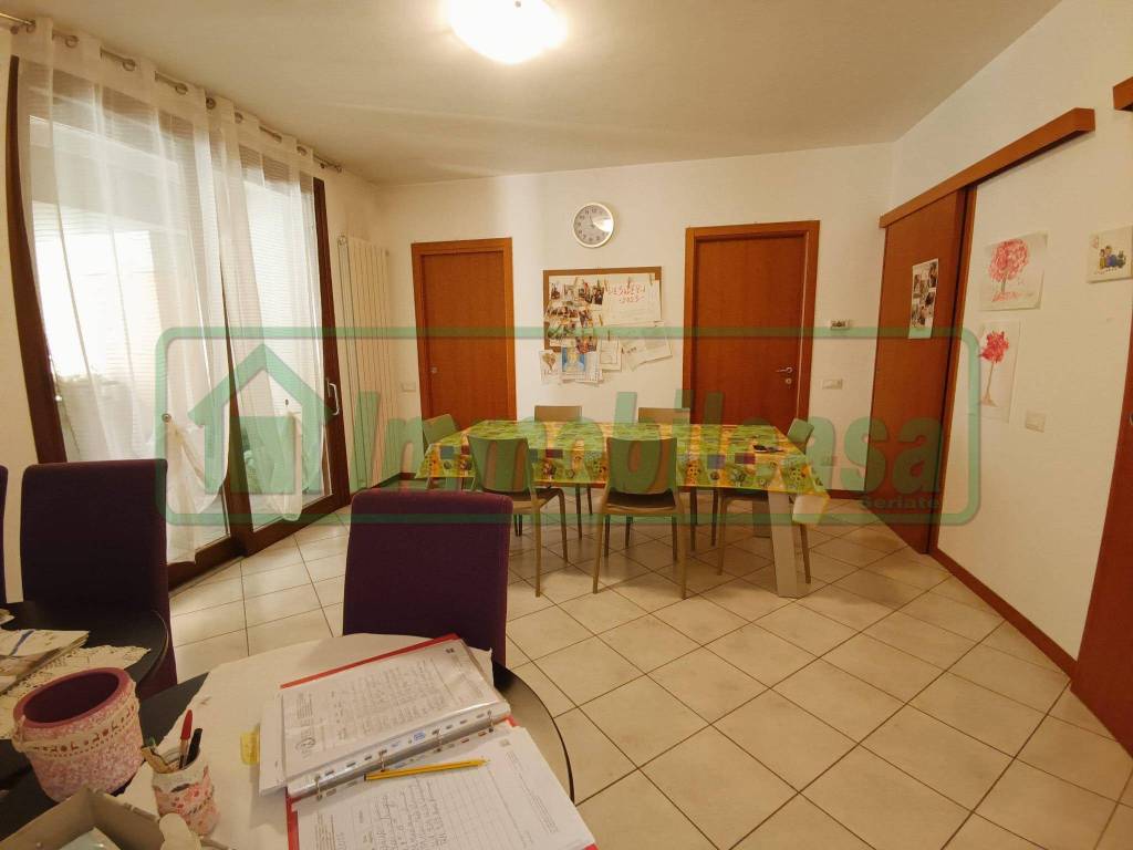 Appartamento a Seriate in Via Cesare Battisti, 18 - Foto 4