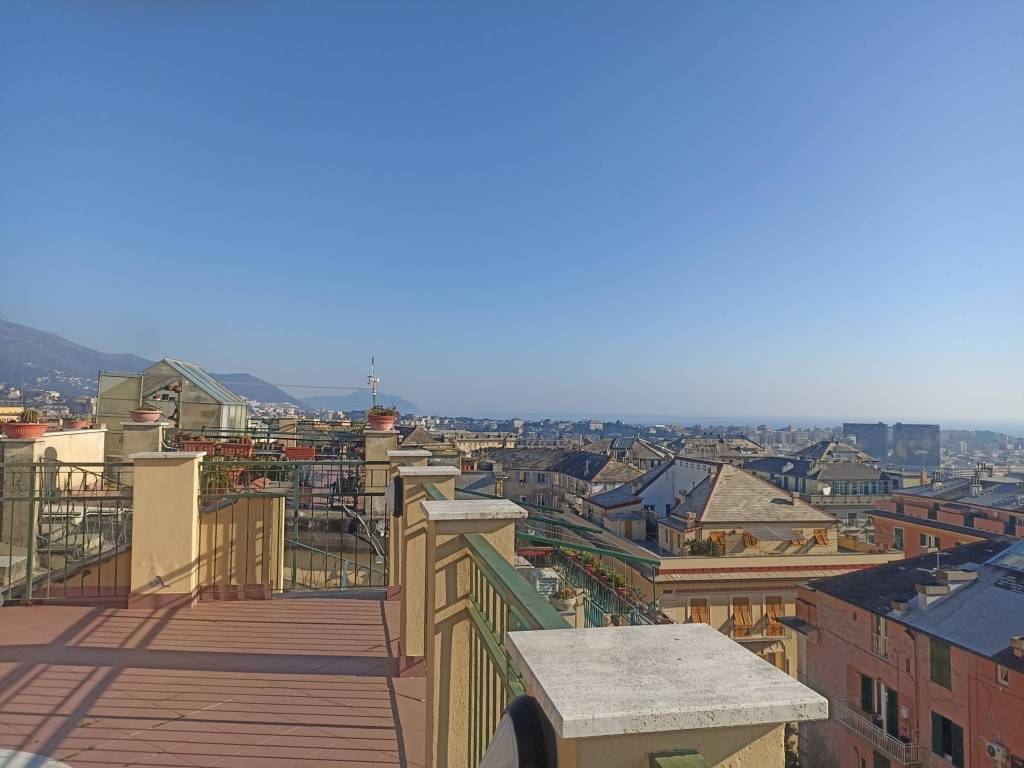 Attico / mansarda a Genova in Salita Superiore San Rocchino, 33 - Foto 3