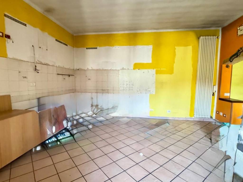 Appartamento a Gessate in Via Montello, 30 - Foto 2