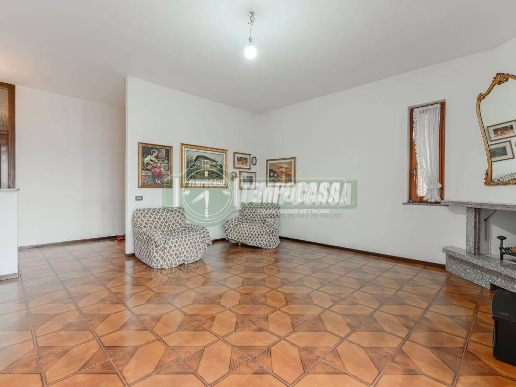 Appartamento a Azzano san paolo in Via Cascina Maffeis 7 - Foto 4
