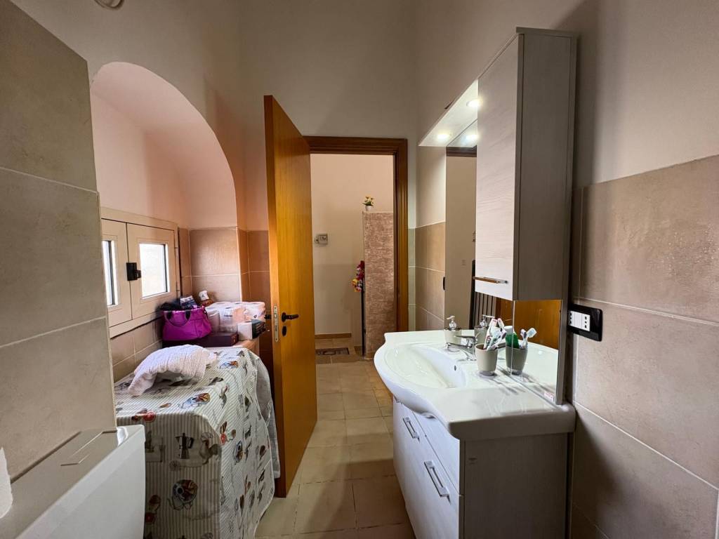 Casa indipendente a Apricena in Via Paolo Thaon de Revel, 9 - Foto 5