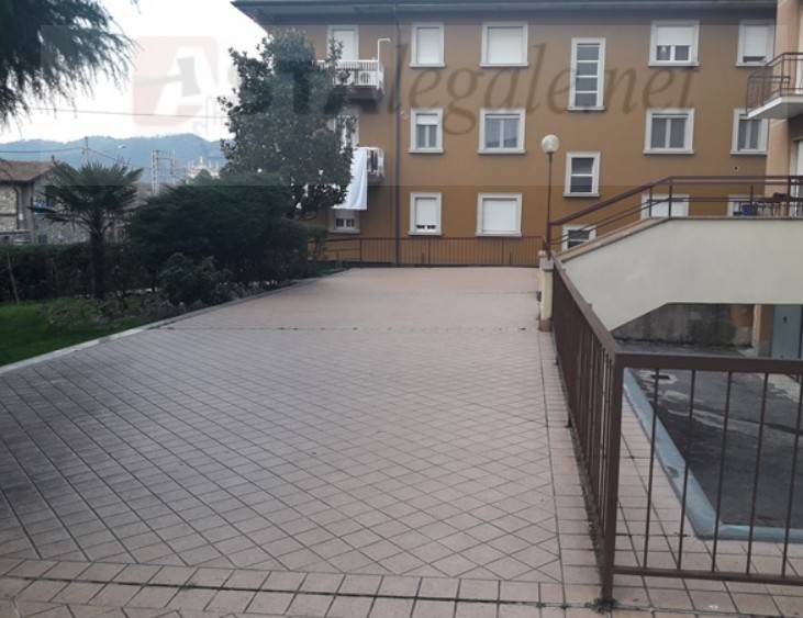 Appartamento a Coccaglio in Via Castrezzato, 9 - Foto 4