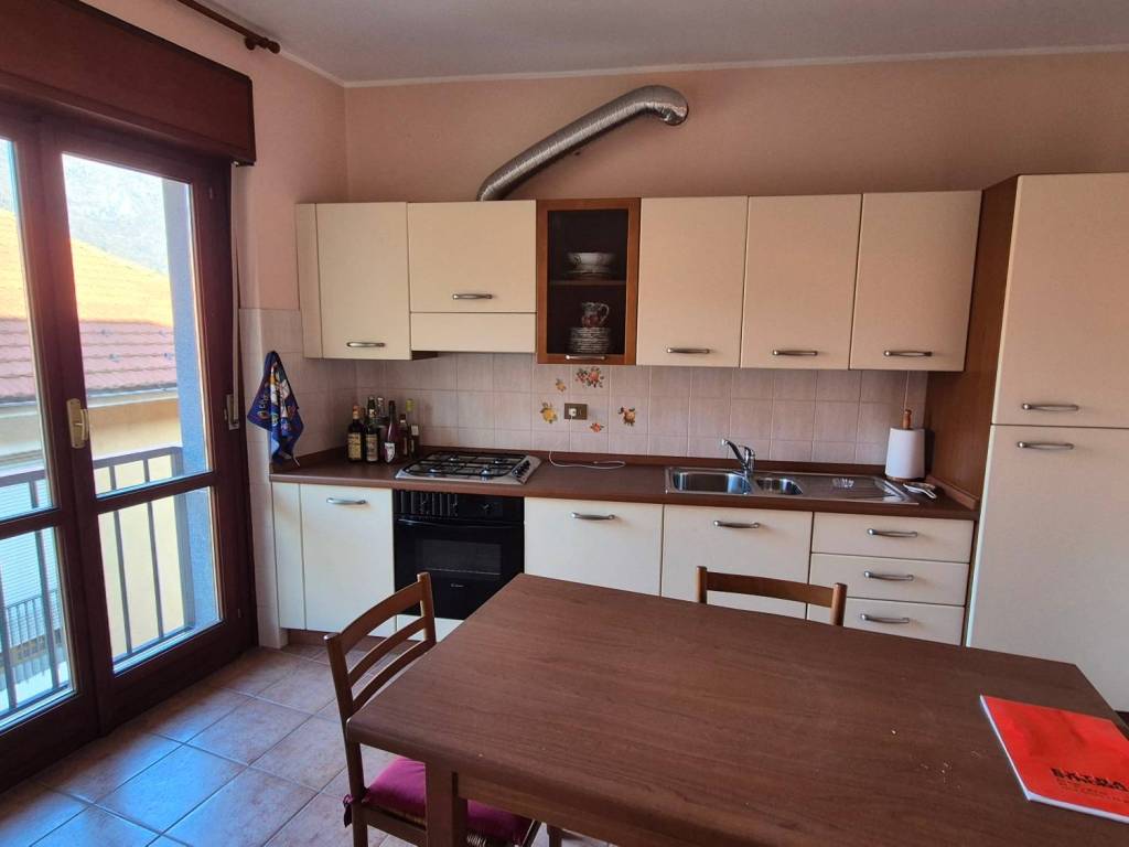 Appartamento a Varallo in Via Geniani, 1 - Foto 5