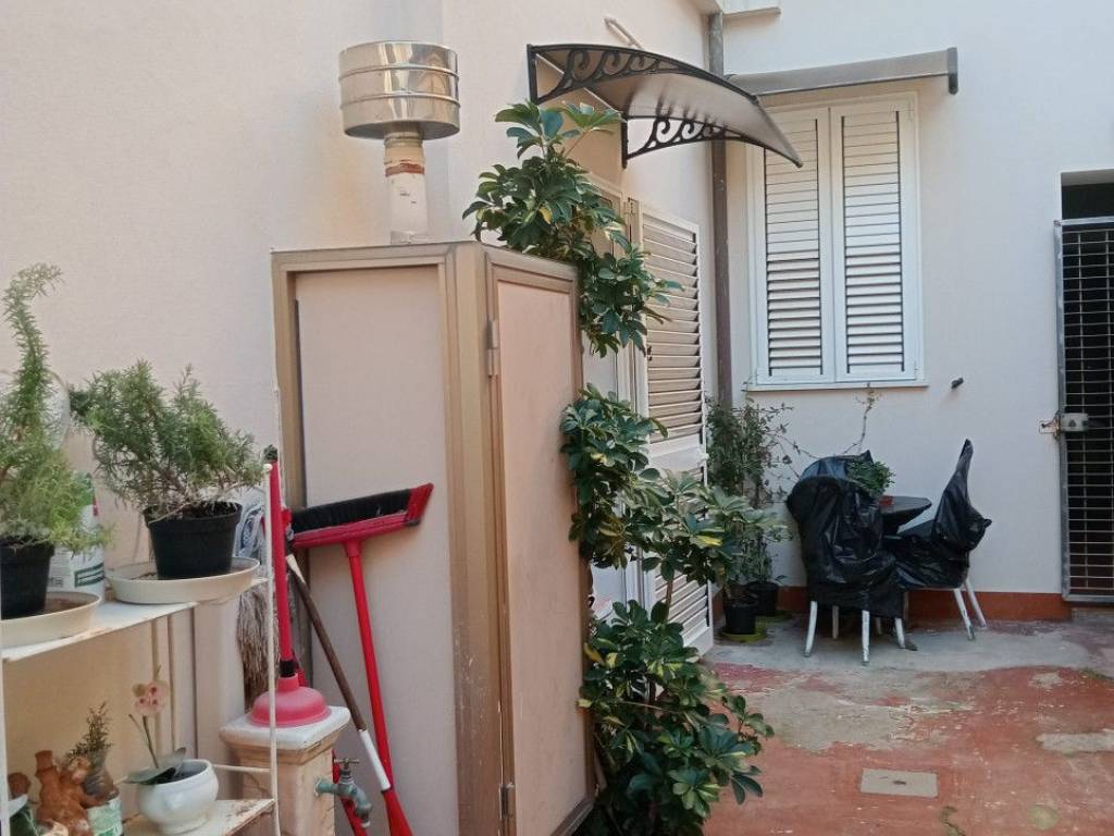 Appartamento a Viareggio in Via Ugo Foscolo - Foto 4