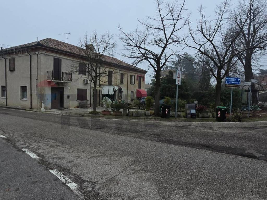Villa a Copparo in Piazza 21 giugno, 53 - Foto 4