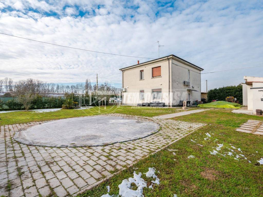 Villa a Poggio renatico in Via Saldone 81 - Foto 4
